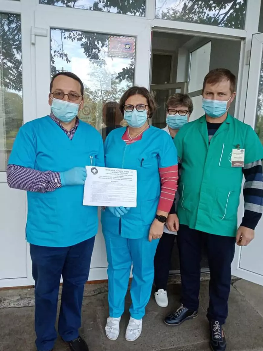 Sindicaliștii ieșeni din Sănătate, în grevă japoneză. Ei acuză epuizarea fizică și spun că nu și-au primit banii promiși de Ministerul Sănătății