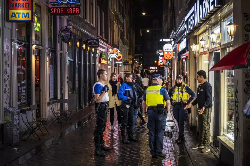 Țări europene lăudate după ce au ținut virusul sub control se chinuie, acum, în fața exploziei celui de-al doilea val. Ce s-a întâmplat?