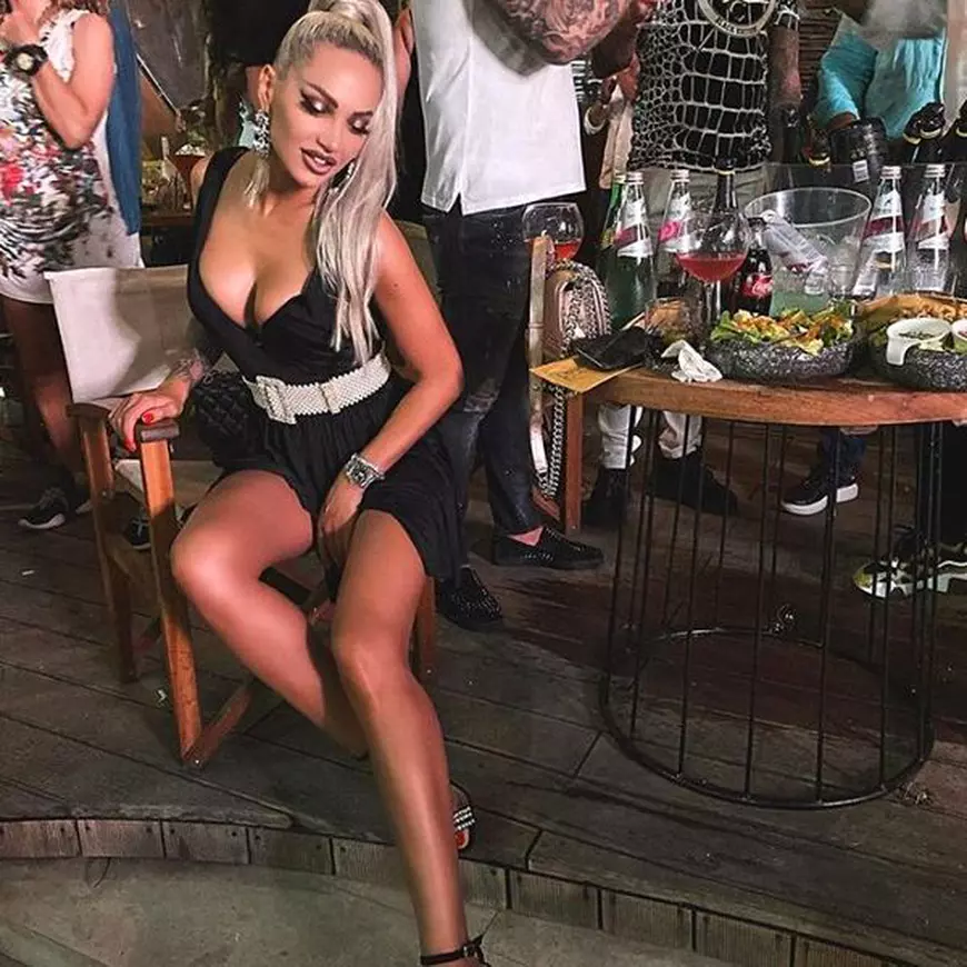 Alex Bodi era nemilos cu fetele pe care le trafica împreună cu “Șeicii”. Bătute, băgate cu capul în vasul de toaletă, drogate. Nici fosta soție nu a scăpat