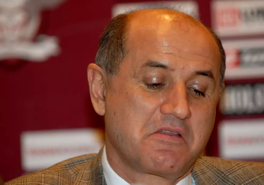„Toți voiau să fure afișând chipuri inocente”. Amintirile unui om de afaceri despre privatizările din România anilor ’90