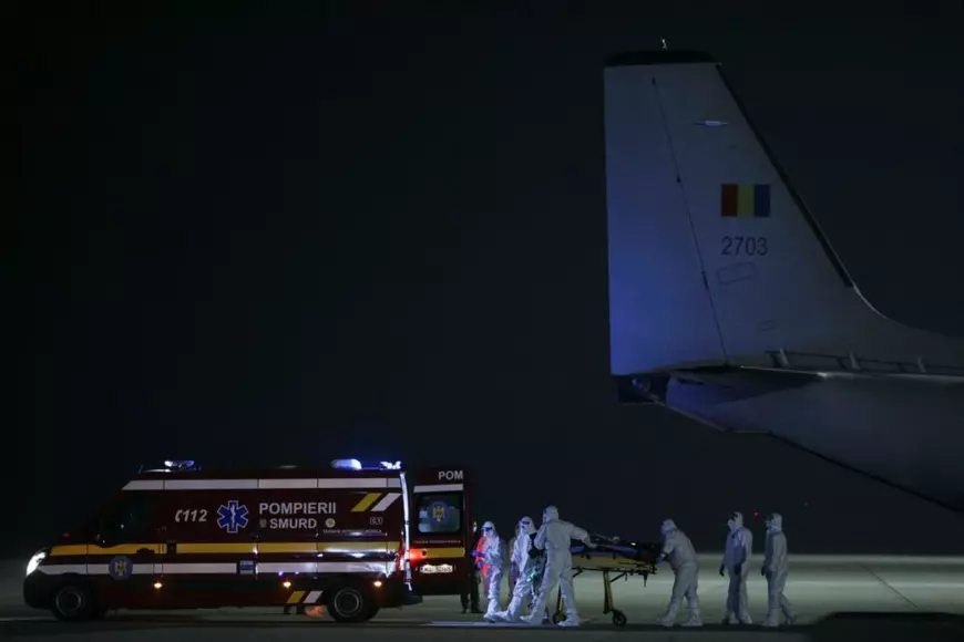 Medicul Cătălin Denciu, care a încercat să salveze pacienții din incendiul de la Spitalul din Neamț, transferat în această dimineață în Belgia