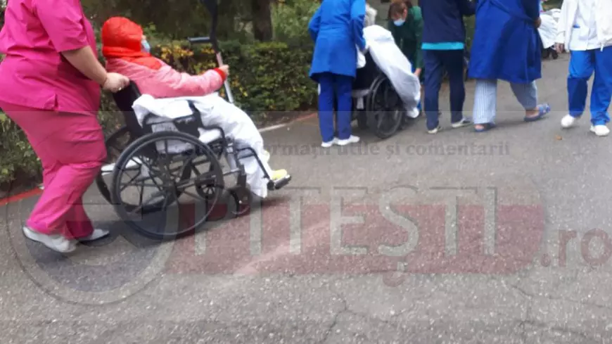 Zeci de pacienți, evacuați cu tot cu paturi dintr-un spital de geriatrie, după ce paznicul a folosit spray paralizant ca să alunge un câine