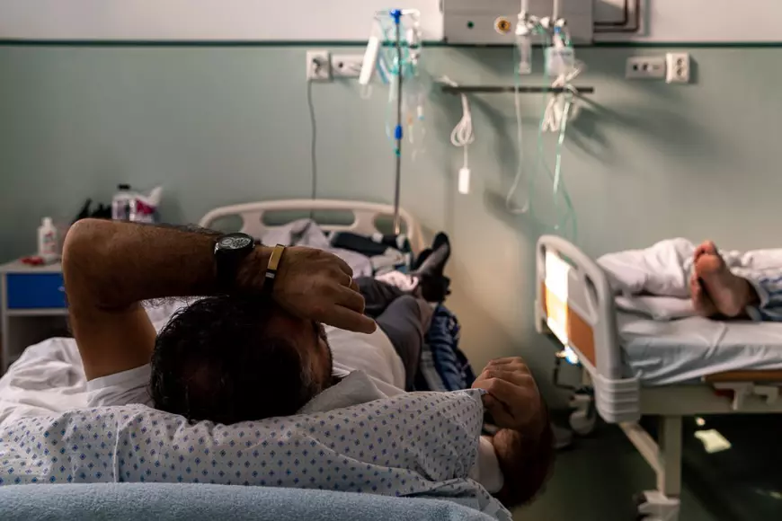 Încă un om a murit în tăcerea generală. Niciunul dintre cei 10 pacienți cu Covid știuți care s-au sinucis în spitale n-a primit ajutor psihologic