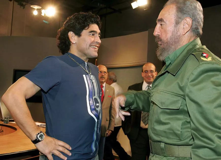 Diego Maradona a murit la 60 de ani. Trei zile de doliu în Argentina