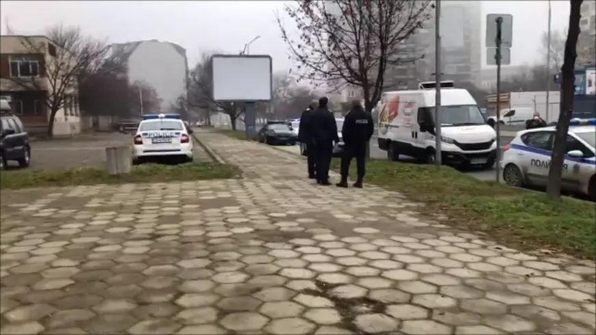 Vaccinurile anti-Covid, transportate la un spital din Bulgaria cu o dubă de cârnăciori și depozitate într-un frigider vechi de 30 de ani