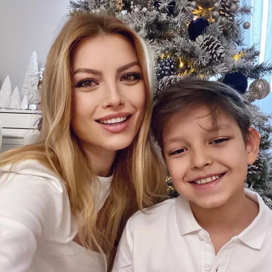 Mărturisirea făcută de Elena Gheorghe, la 9 ani de când a născut prima oară. „Medicii nu îmi dădeau șanse”