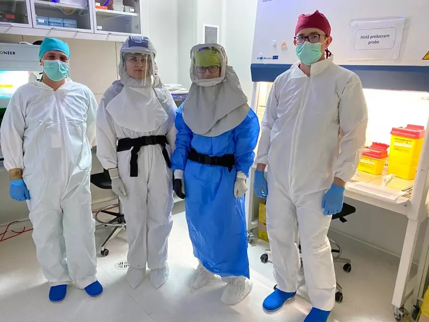 Un cercetător contestă argumentul Spitalului Militar că testul RT-PCR poate fi fals-negativ până la 40% dintre cazuri