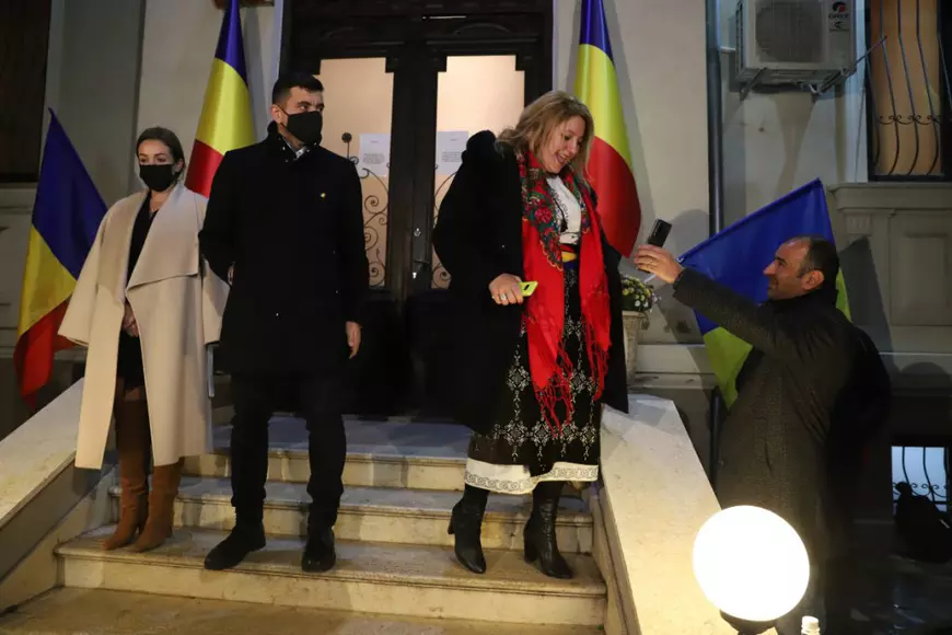 Ce nu s-a văzut la TV de la AUR: „Îl suspendăm pe Iohannis!” / „Nimeni nu ia decizii de unul singur”