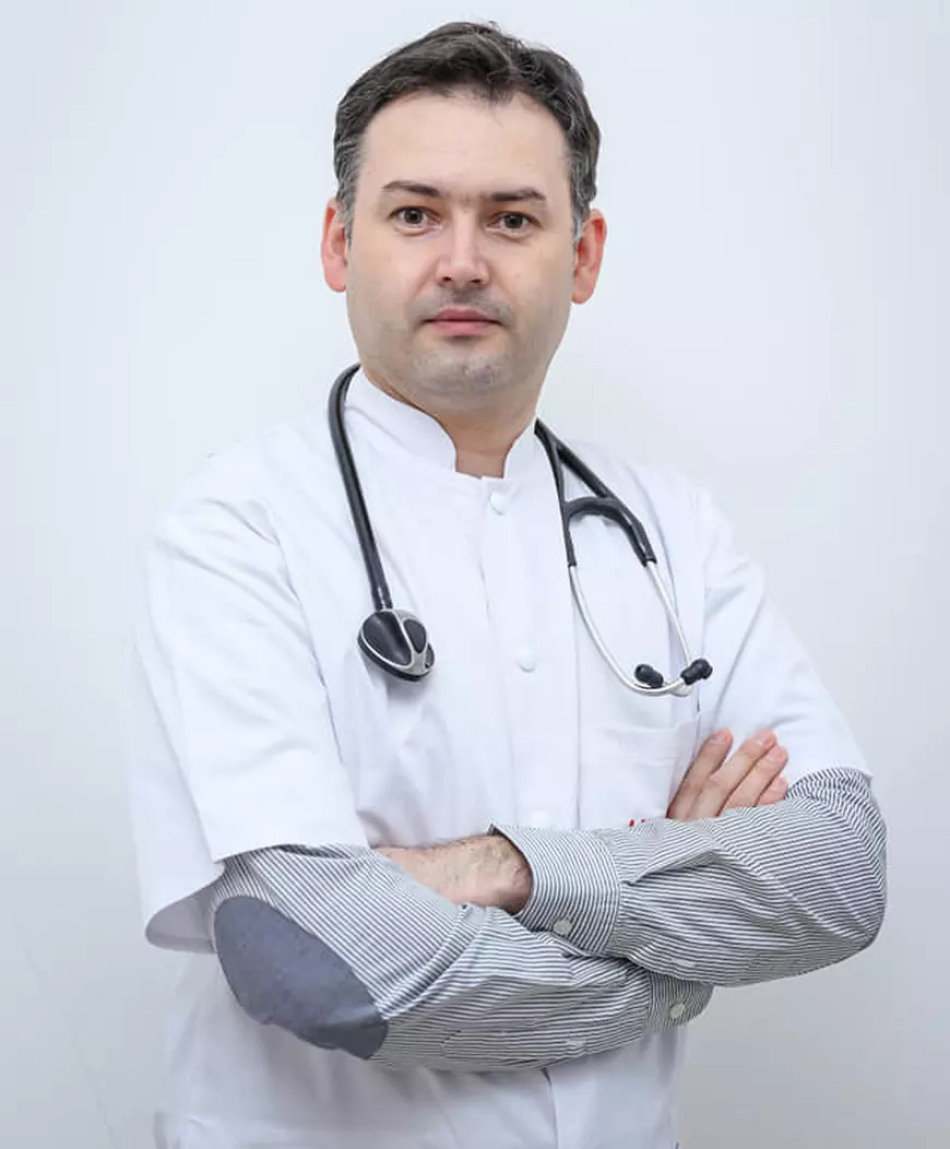 Medicii și votul de duminică. De la ”Merg la vot pentru că încă sper sa fie stopată hoția din Sănătate!” până la ”Nu particip”