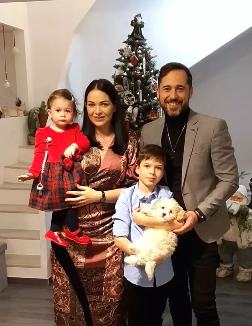 Anunțul făcut de Deea și Dinu Maxer după aproape 12 ani de căsnicie. Cei doi au împreună doi copii. „Noi ne certăm foarte mult din cauza…”