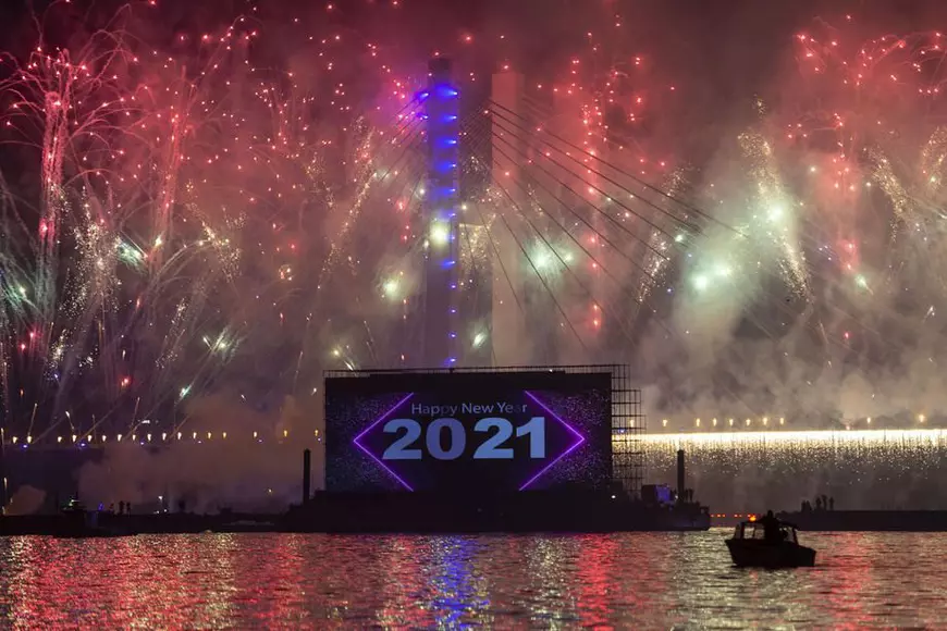 Cum a arătat Revelionul 2021 în lume, pe timp de pandemie, cu străzi pustii și cu mai puţine artificii