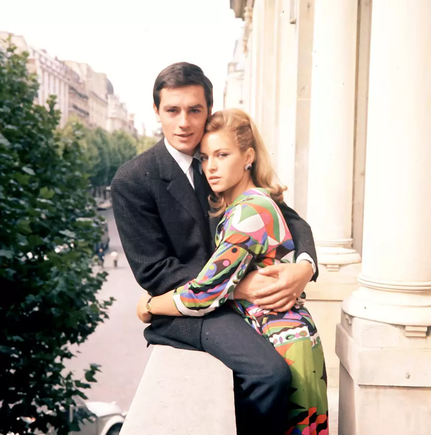 Actriţa franceză Nathalie Delon, fosta soție a lui Alain Delon, a decedat la 79 de ani. Povestea lor de dragoste