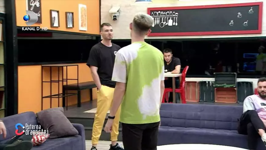 Puterea Dragostei, sezonul 3. Meda și Alexandra s-au luat la bătaie din cauza unui bărbat. „Vrei să te fac afiș?”