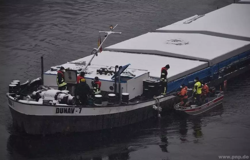 Un vapor românesc a naufragiat de două ori în trei zile, pe Dunăre, în Germania. A doua oară, căpitanul a depășit viteza recomandată