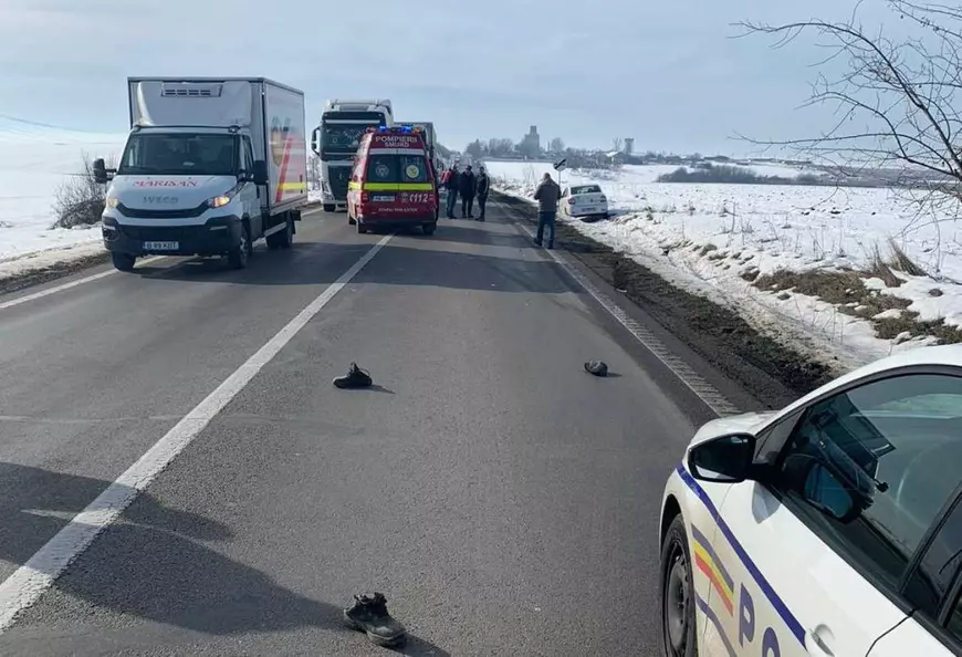 Șofer de TIR aproape ucis, după o ceartă pe stație cu un șofer de dubă, la Drăgănești Vlașca. A fost aruncat în fața unei alte mașini
