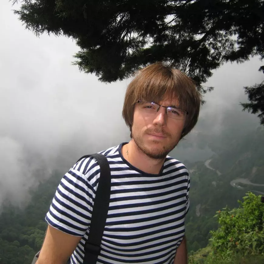 Valul de neîncredere în vaccinul AstraZeneca, „o eroare”. Genetician român la Cambridge: „Au fost niște probleme de comunicare”