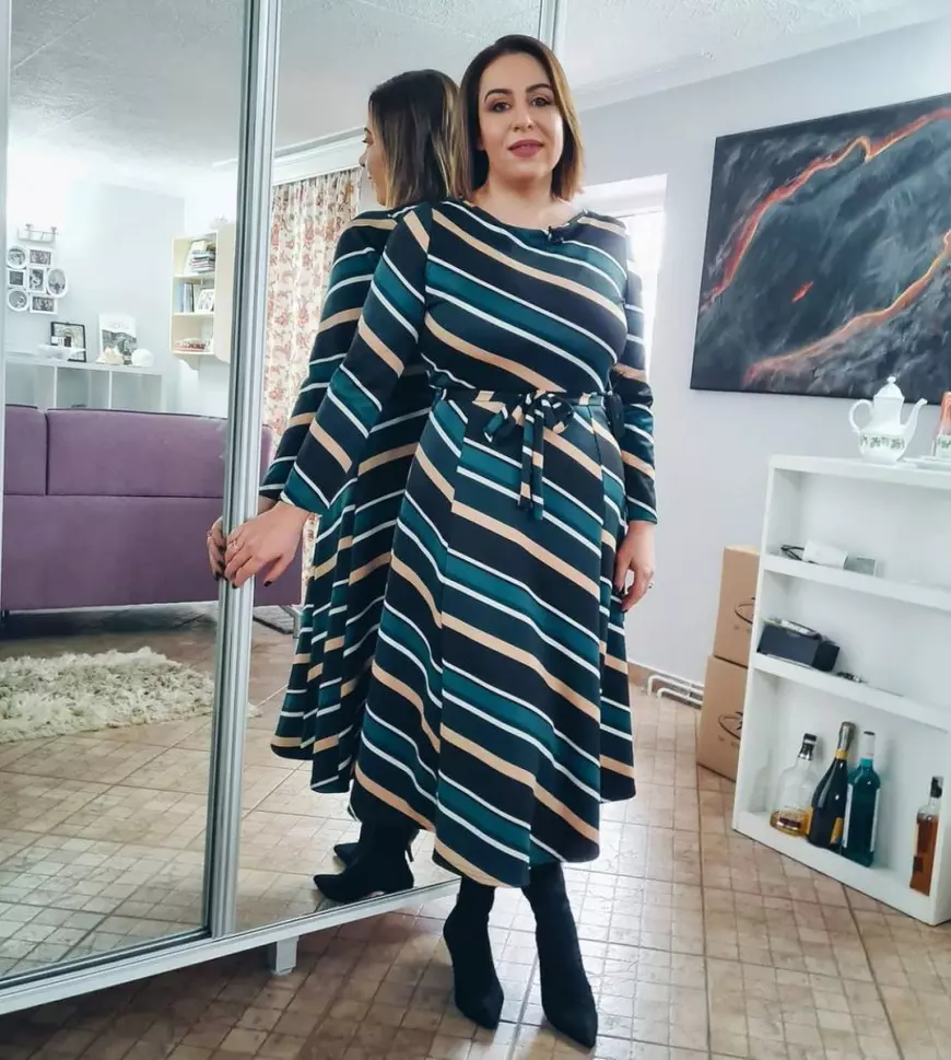 Oana Roman, criticată dur de Iulia Albu. Imaginea care a stârnit controverse. „Cum poți să te pozezi pe Instagram având băutura? E ridicol!”