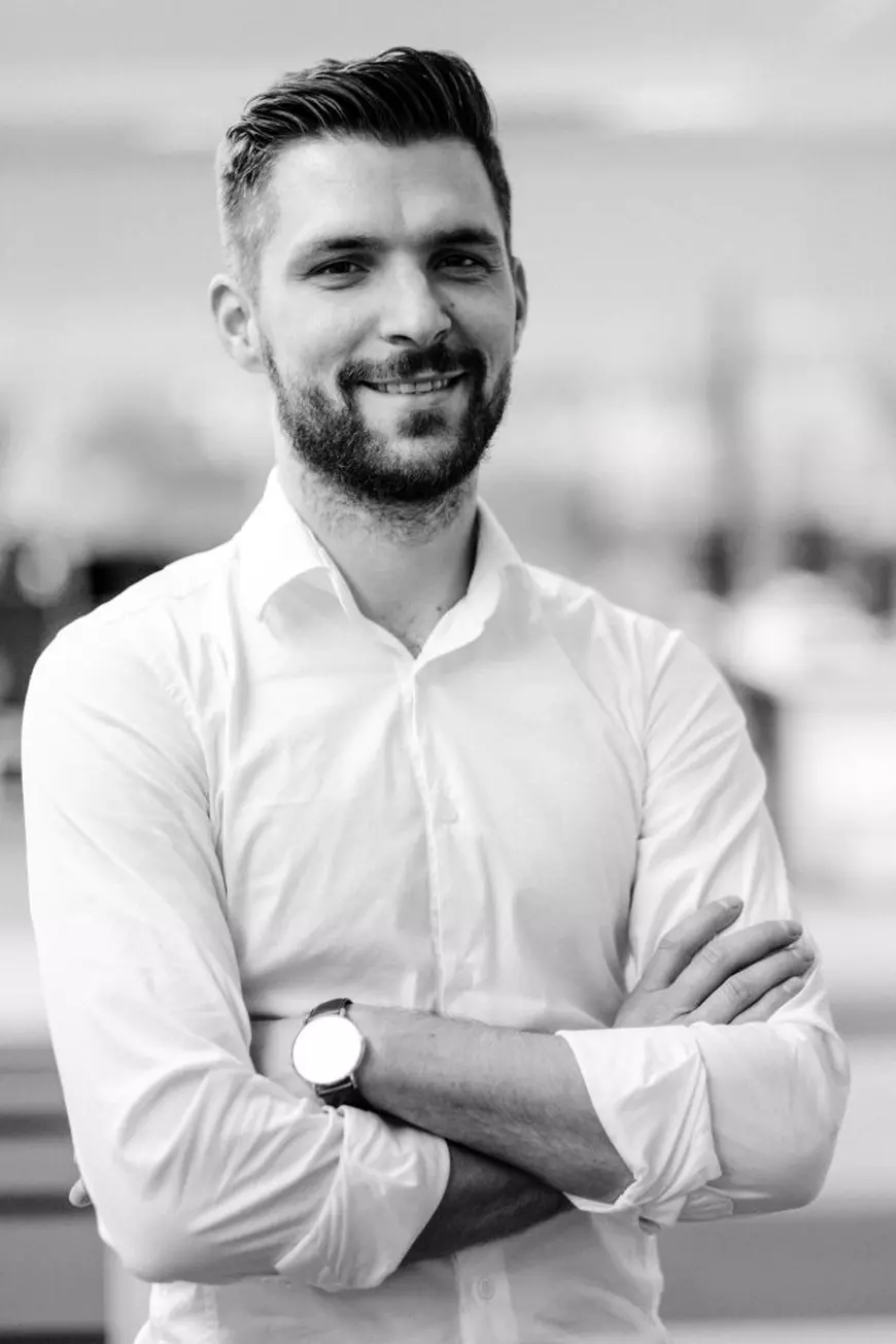 Aurul digital românesc, criptomoneda care concurează cu Bitcoin, a ajuns la 3 miliarde de dolari. „Avem o echipă cu care putem construi rachete”