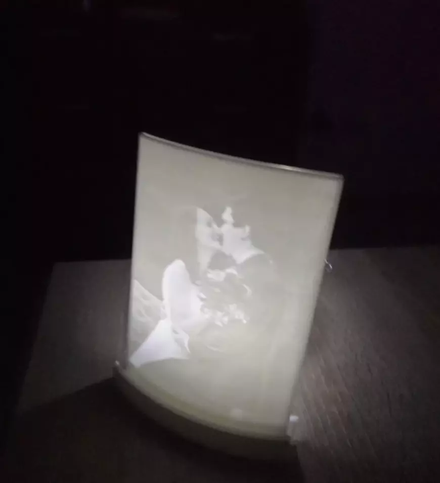 cadouri personalizate - lampa veghe gravata