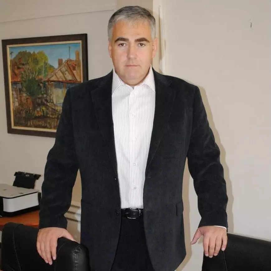 Rechizitoriu DNA în dosarul deputatului PNL Mugurel Cozmanciuc. Cum a încercat un om de afaceri să cumpere funcția de șef la Apele Române cu 500.000 de lei