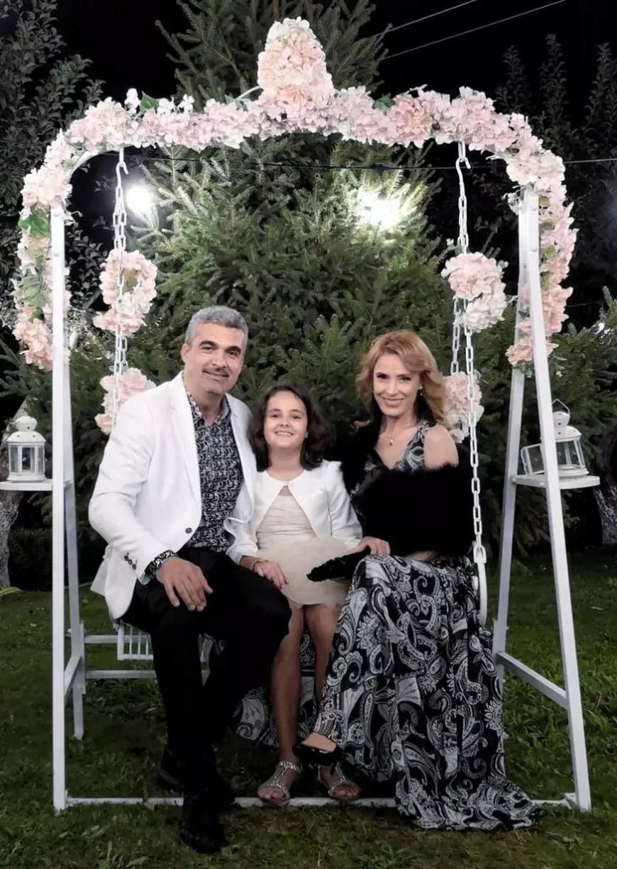 Anunțul făcut de Monica Davidescu în direct la matinalul Antenei 1. „Am primit o săptămână de muncă și un divorț”. Reacția lui Dani Oțil