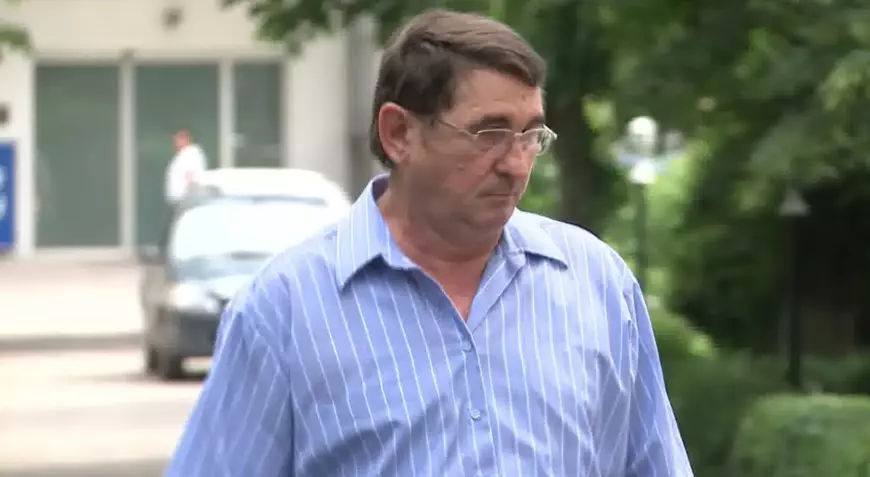 Spitalul de Copii din Cluj îl apără pe medicul acuzat de părinți că a pus strâmb mâna unei fetițe. Deși a fost condamnat pentru mită, „nu are sancțiuni care să vizeze activitatea profesională”