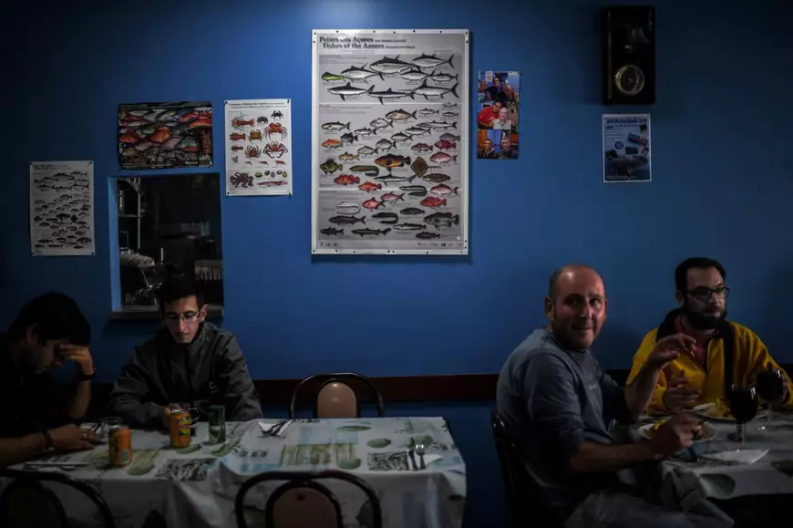 „Trăim deja o viață foarte apropiată de cea normală”. Mărturiile locuitorilor de pe insula unde toată lumea s-a vaccinat anti-COVID