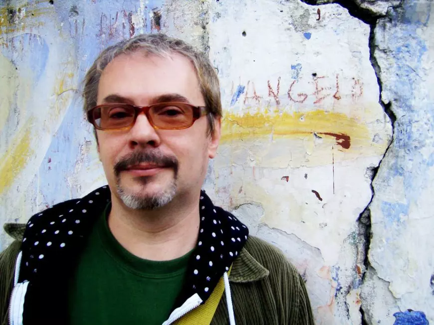 Viitorul e în spatele nostru: Zece ani fără Leo