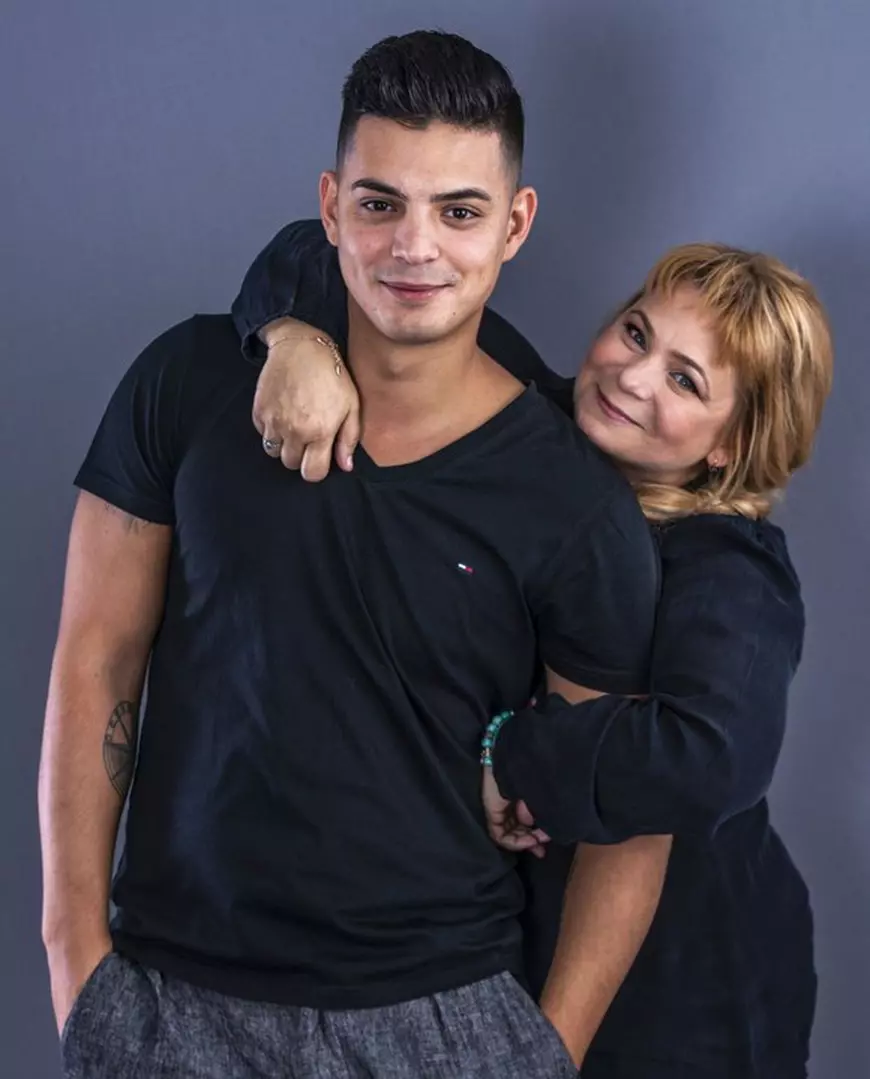 Povestea de dragoste pe care o trăiește Anca Sigartău la 53 de ani. Merge cu soțul și în vacanțe, și la biserică