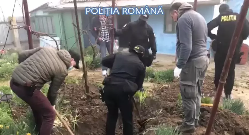 Nevestele asasinilor care au executat un afacerist din Vrancea vindeau arme militare letale