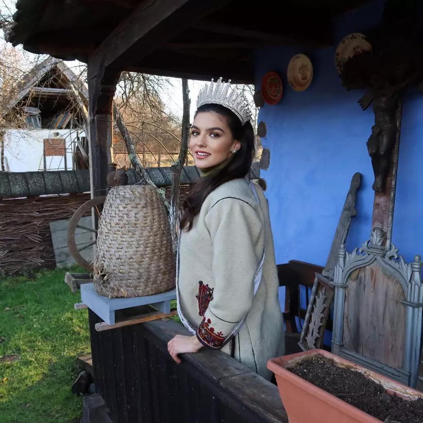 Cine e Bianca Tirsin, cea care va reprezenta România la Miss Universe. Are 21 de ani și e din Arad
