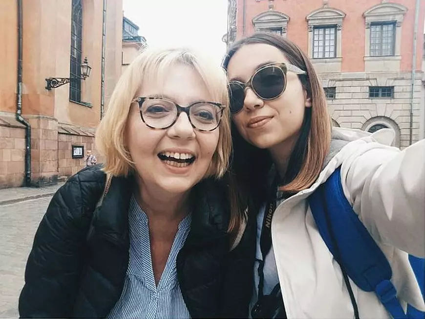 Cine este și cu ce se ocupă fiica Emiliei Popescu. Maria are 25 de ani și este extrem de sexy