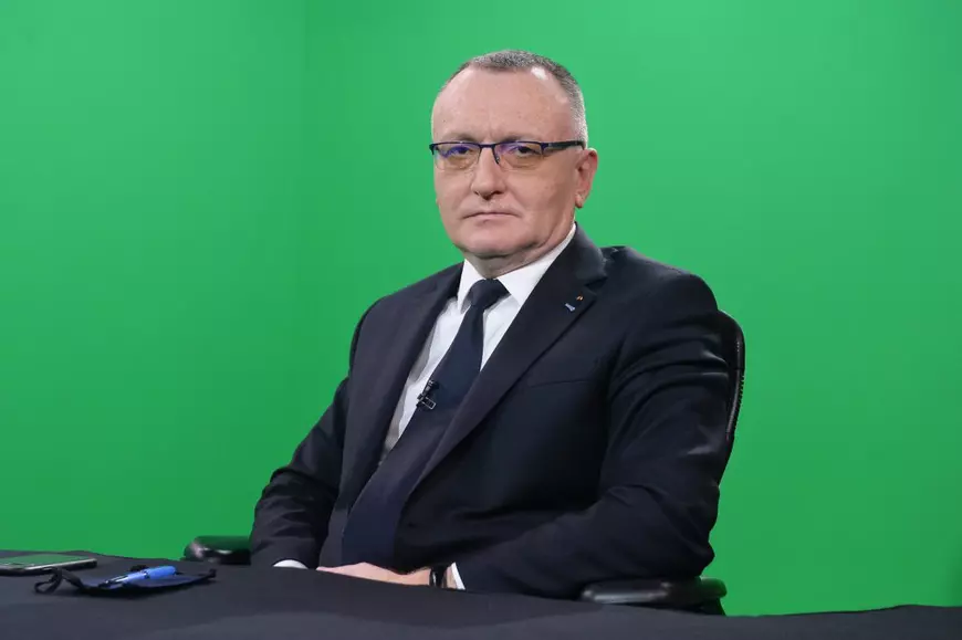 Sorin Cîmpeanu: „Nu există standarde ocupaționale pentru specialist în securitate cibernetică. Există, însă, ocupația de aburitor”
