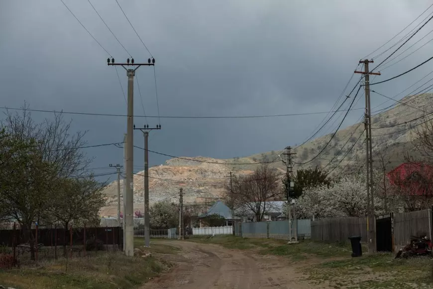 Firma unor apropiați de-ai lui Ionel Arsene vrea să exploateze granit în zone protejate din Munții Măcin. „O să distrugă tot”