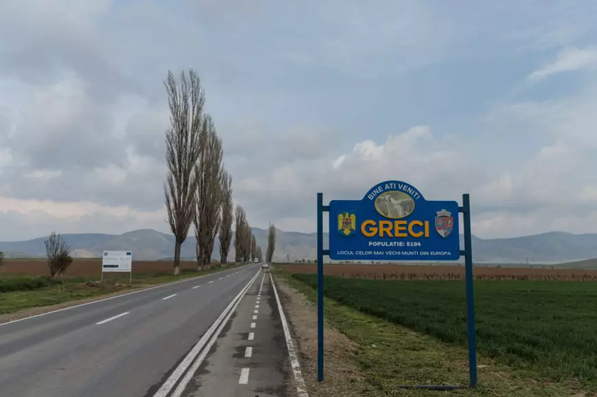 Guvernul reacționează la cariera de granit din Munții Măcin: „nu e mină”, ci „activitate tradițională”