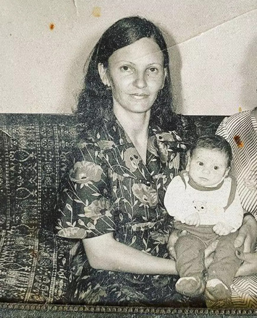 Andreea Bănică, orfană de la 24 de ani. Cântăreața le duce dorul părinților. „Îmi lipsește mult tata”