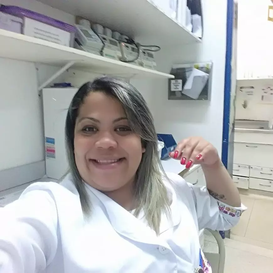 „E mâna lui Dumnezeu”. Ideea unei asistente din Brazilia de a-și ajuta pacienții bolnavi de COVID