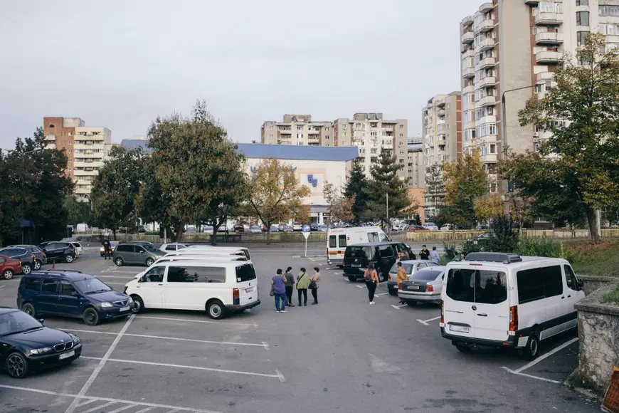 Accidentele prin care trec îngrijitoarele din România care călătoresc la muncă în Austria. „2 ani nu mi-am amintit nimic”