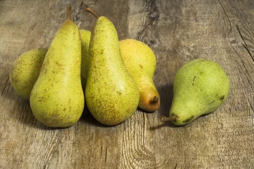 Pere - Ce Vitamine Conțin și Ce Beneficii Au Pentru Sănătate. Rețete Cu ...