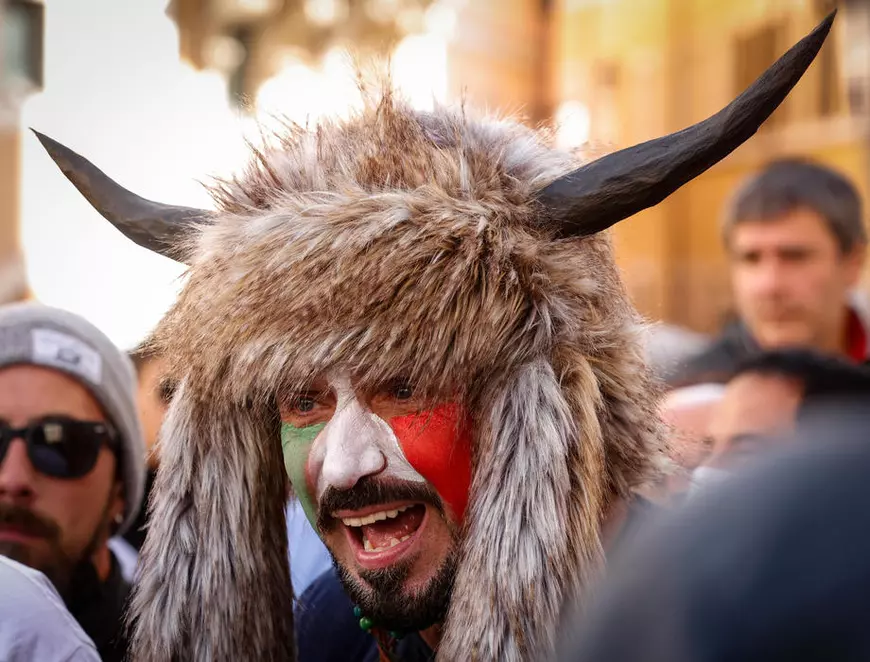 Proteste violente la Roma față de restricţiile antiepidemice