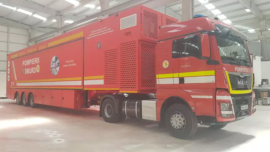 TIR cu 12 paturi ATI dus la Iași, în timp ce Spitalul modular de la Lețcani, cu 48 de paturi, rămâne închis