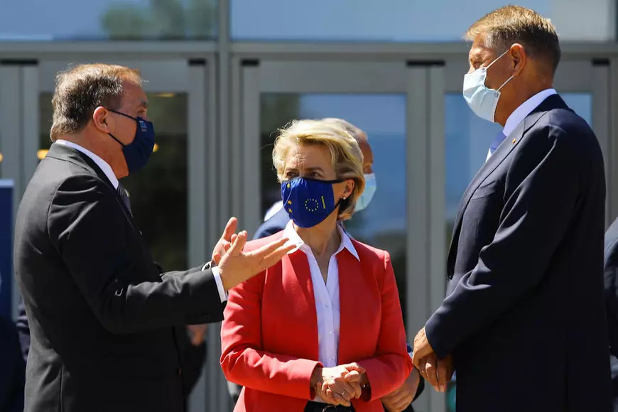 Mii de oameni au protestat, sâmbătă, la Porto împotriva summitului social al UE