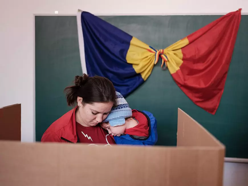 Românii din diaspora și viața lor departe de casă, într-un proiect expus la Bienala de la Veneția