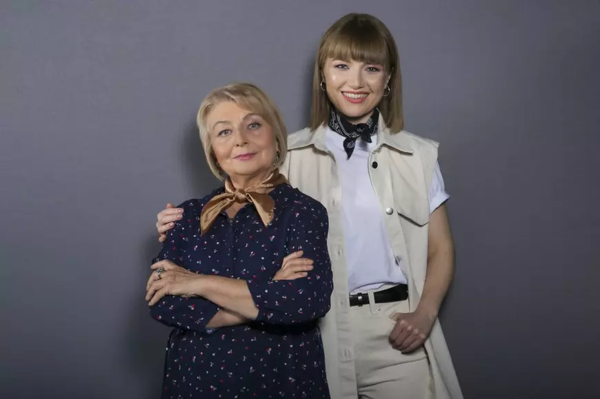 Alexandra Ungureanu si mama ei la Asia Express sezonul 4 Drumul Imparatilor