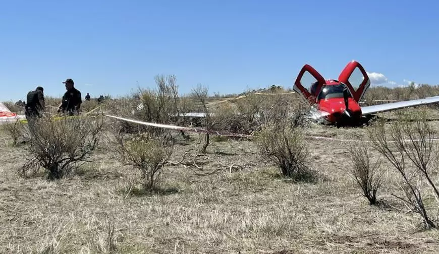 Aproape s-a rupt în două, după ciocnirea cu un alt avion, dar a aterizat în siguranță. Accident neobișnuit în SUA