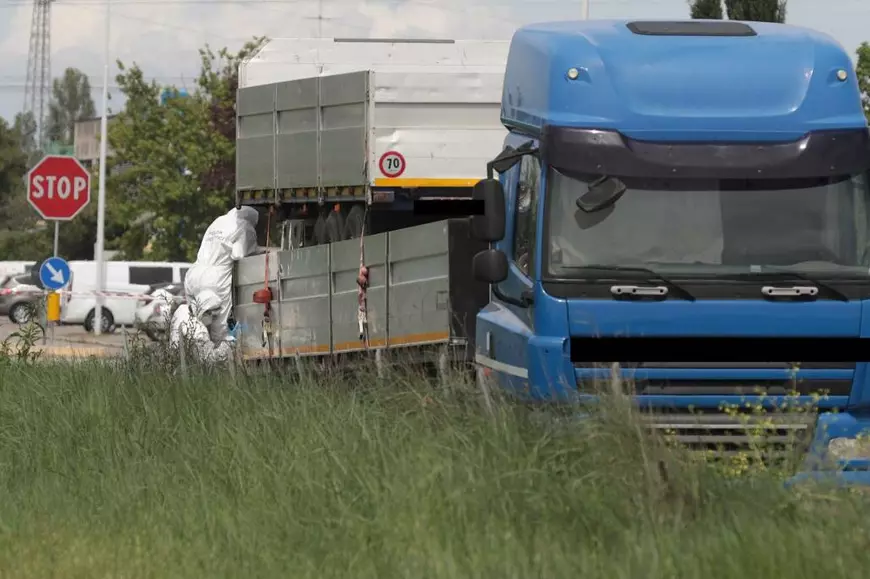 Moarte chinuitoare pentru Cornel, șoferul român de TIR găsit plin de sânge în cabină, în Italia. Ce spune autopsia