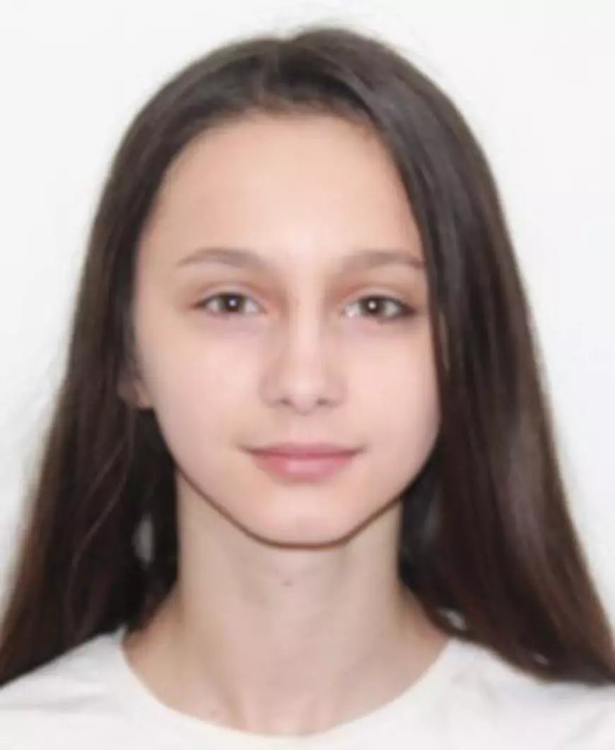 Părinții din Vâlcea cărora le-a murit băiețelul în accident în Vinerea Mare își pierduseră și fata de 15 ani, acum un an