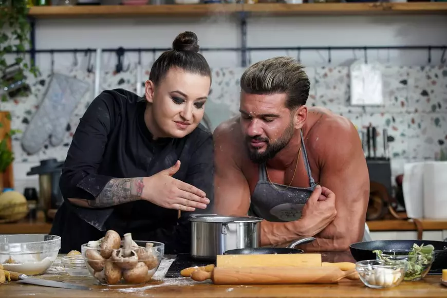 „Hello Chef”, noul show culinar de la Antena 1. O fostă concurentă „Chefi la cuțite” este implicată în proiect