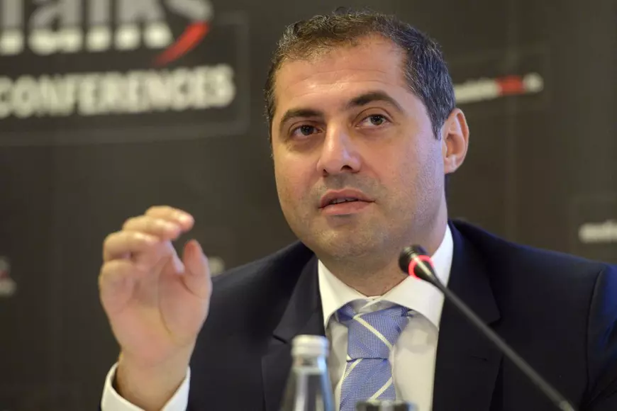 Surse: Acordarea granturilor pentru investiții, măsură blocată de 4 luni, va fi anulată prin ordonanță de urgență și reluată de la zero