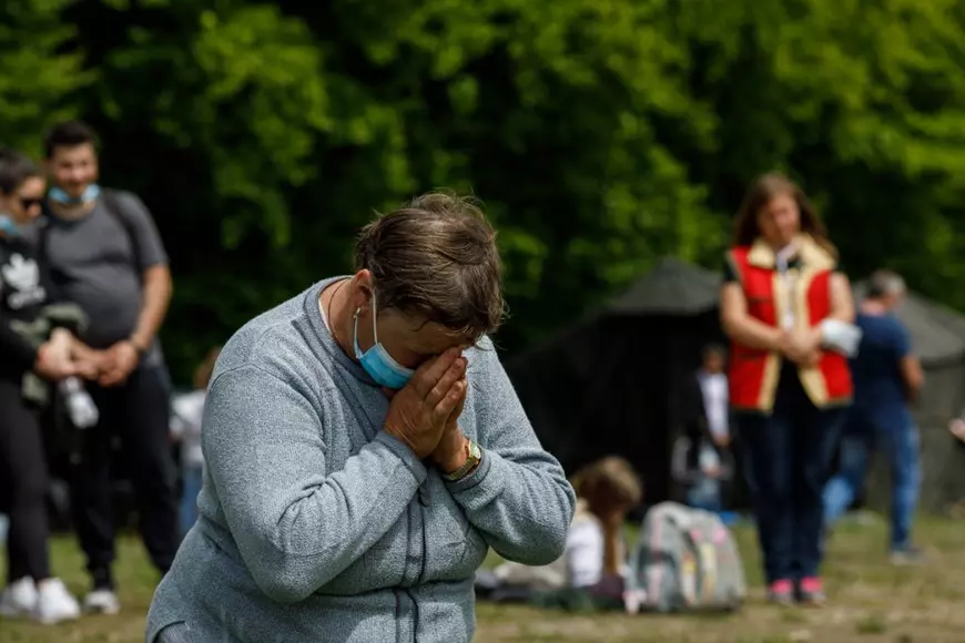 Momenul Liturghiei de la altarul dintre munți a fost unul foarte profund. Când a început slujba, toată lumea a ascultat atent, iar șușotelile au încetat. În pauzele făcute de preotul care citea din Biblie se puteau auzi doar greierii